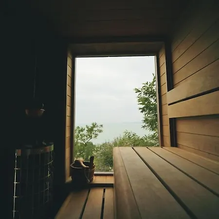 Navagarden-panorama Rest And Βίλα Balatonkenese