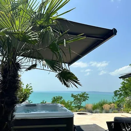 Navagarden-panorama Rest And Βίλα Balatonkenese